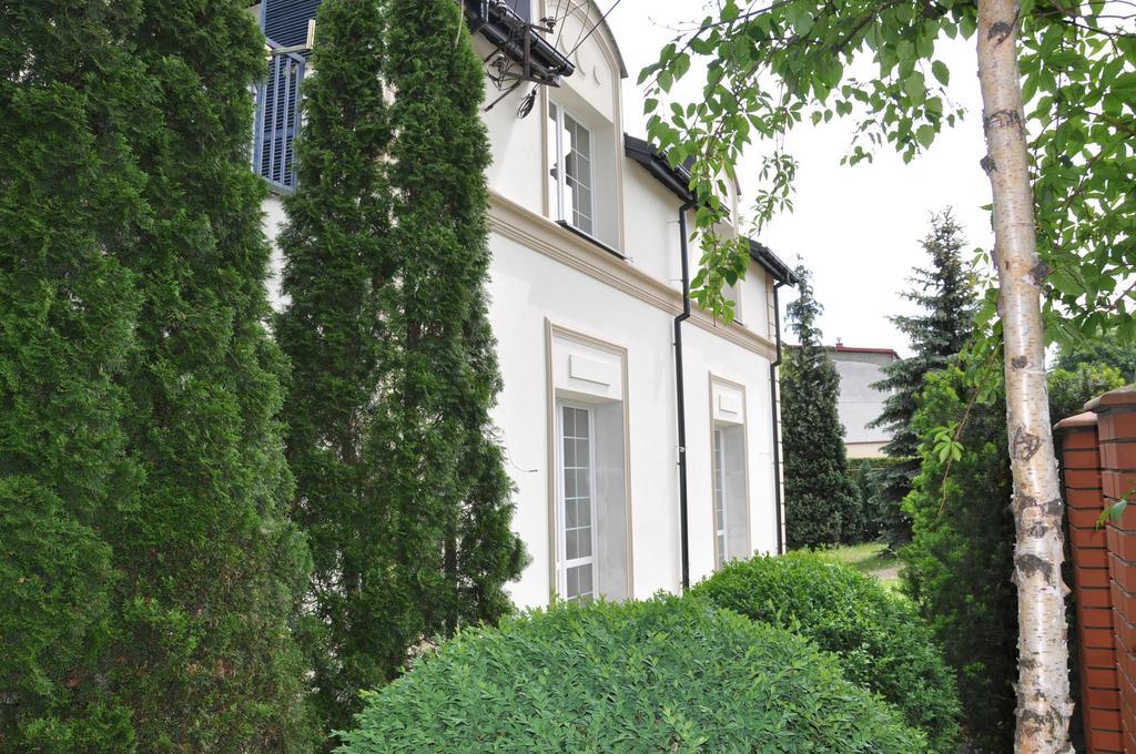 Be Well 3-Rooms Apartment With Parking And Garden Warsaw Ngoại thất bức ảnh